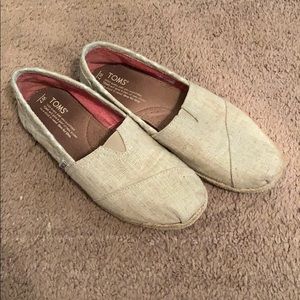 Burlap style toms